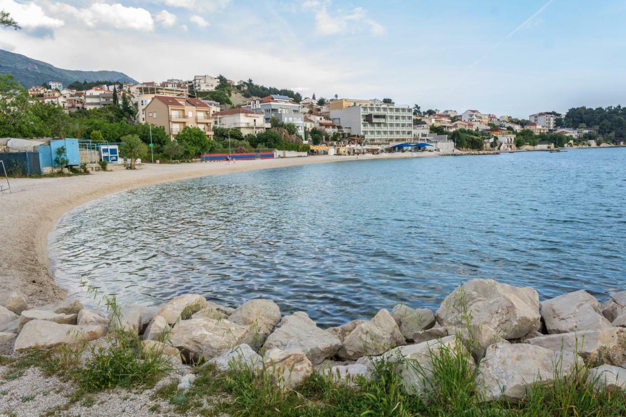 Breki Apartman Podstrana Luaran gambar