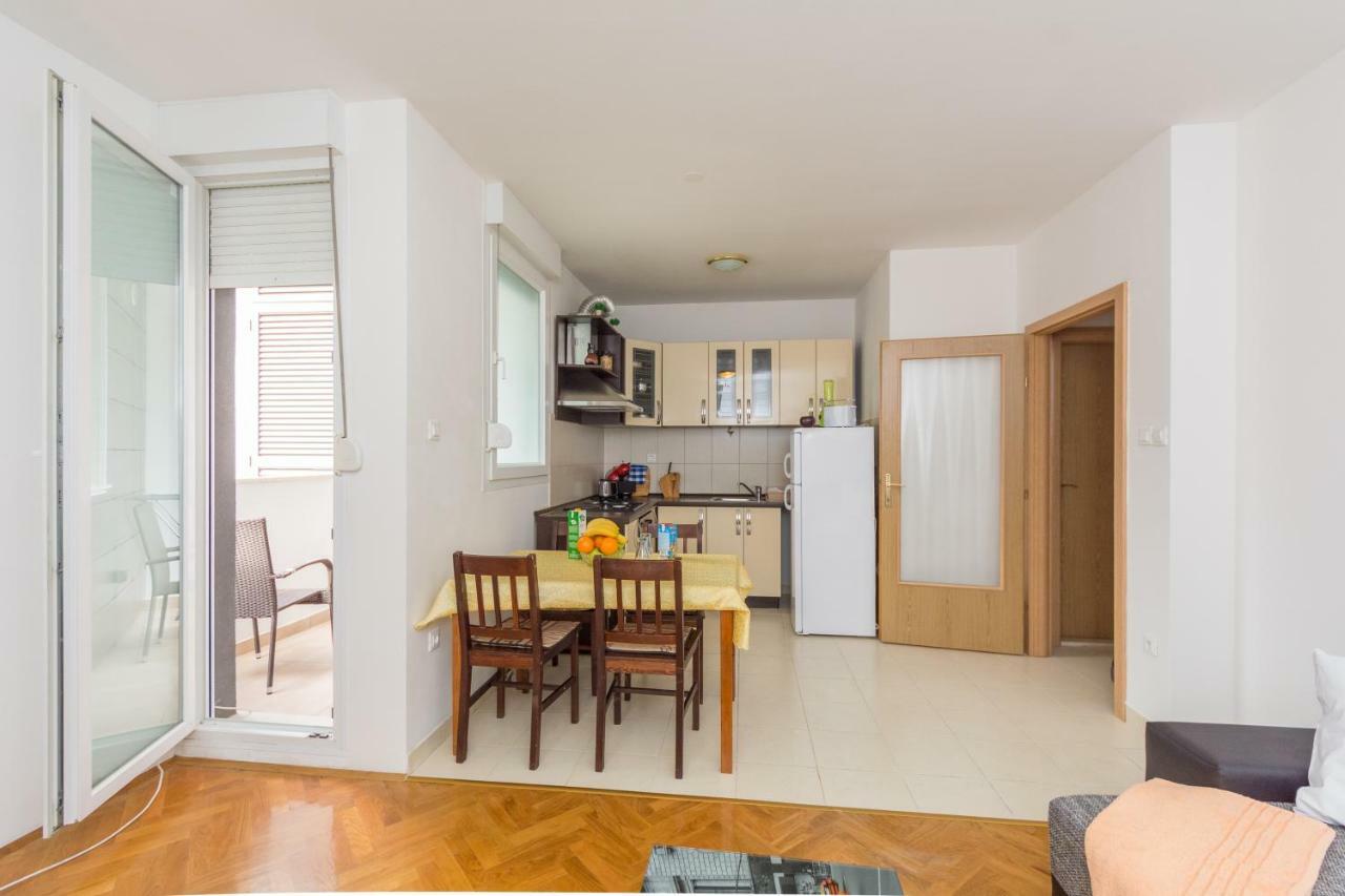 Breki Apartman Podstrana Luaran gambar