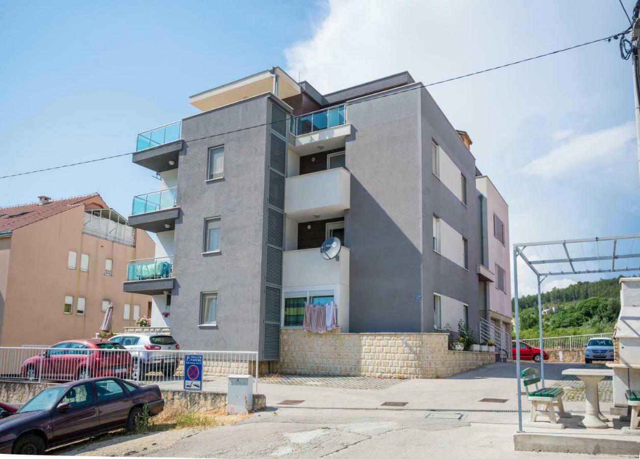 Breki Apartman Podstrana Luaran gambar