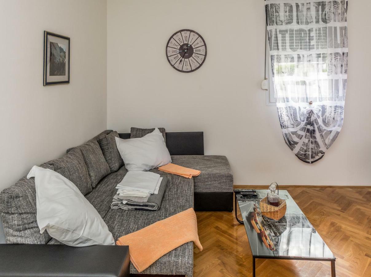 Breki Apartman Podstrana Luaran gambar