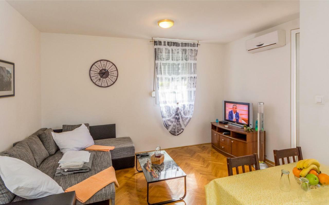 Breki Apartman Podstrana Luaran gambar